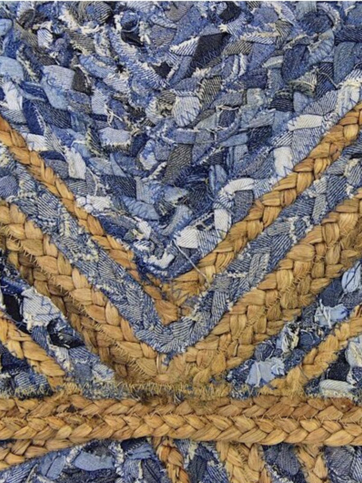 Geita upcycled braided rug_4