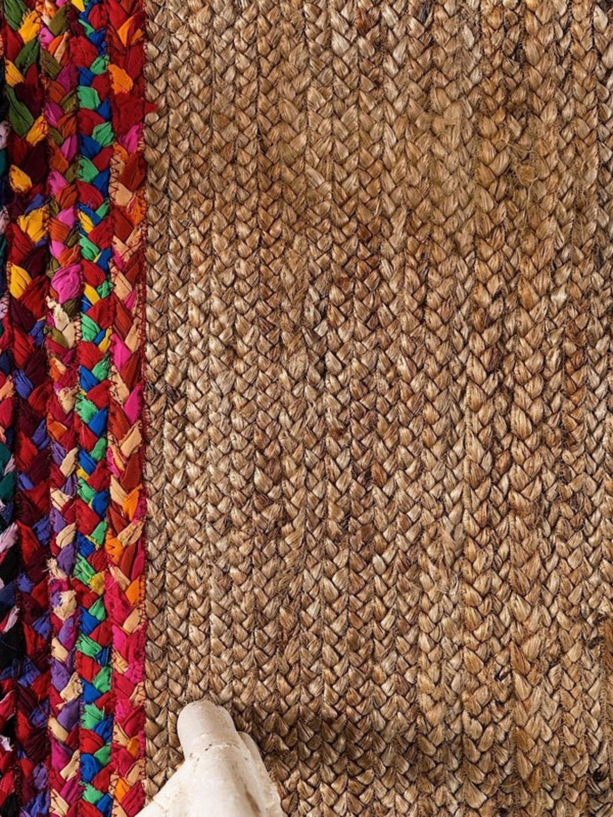 Meru bordered braided area rug_4