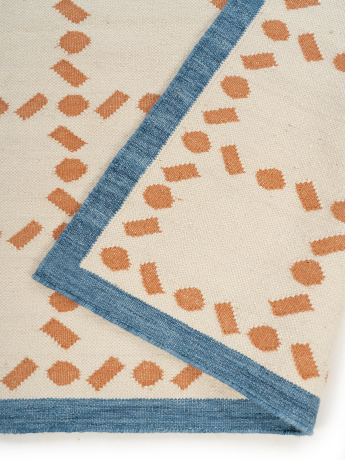 Scandi Dot Grid Flatweave Rug_4