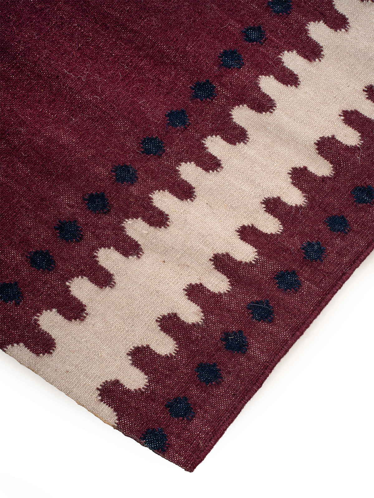 The Pebble Trail Runner - Merlot