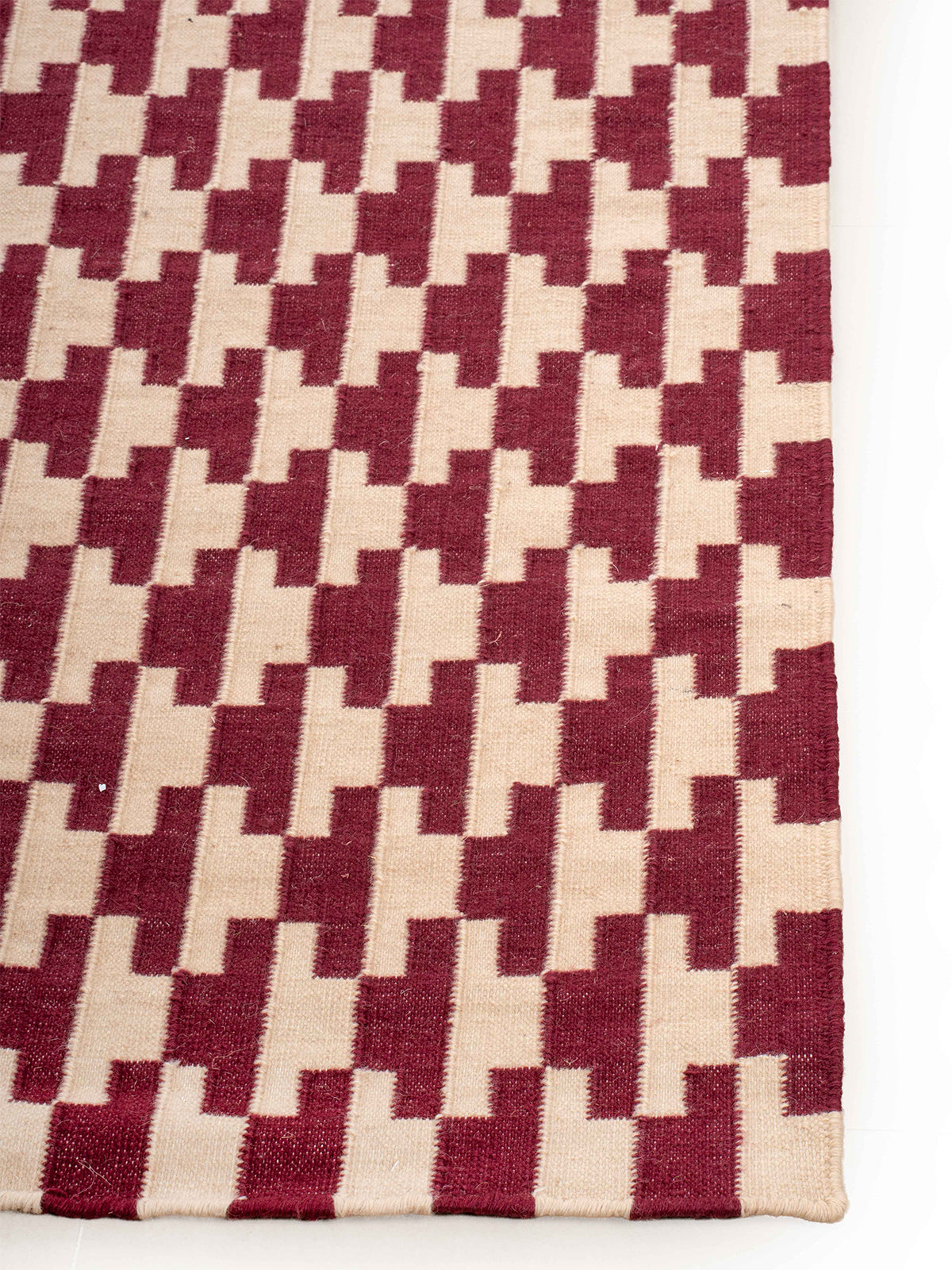 The Woven Lattice Runner