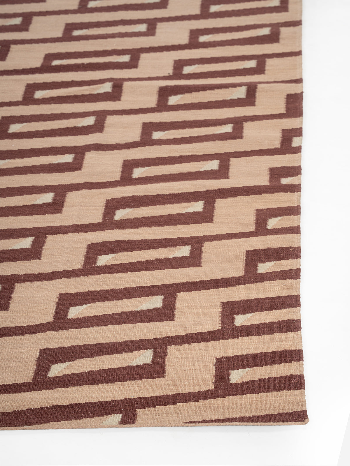 Interlock - Wine