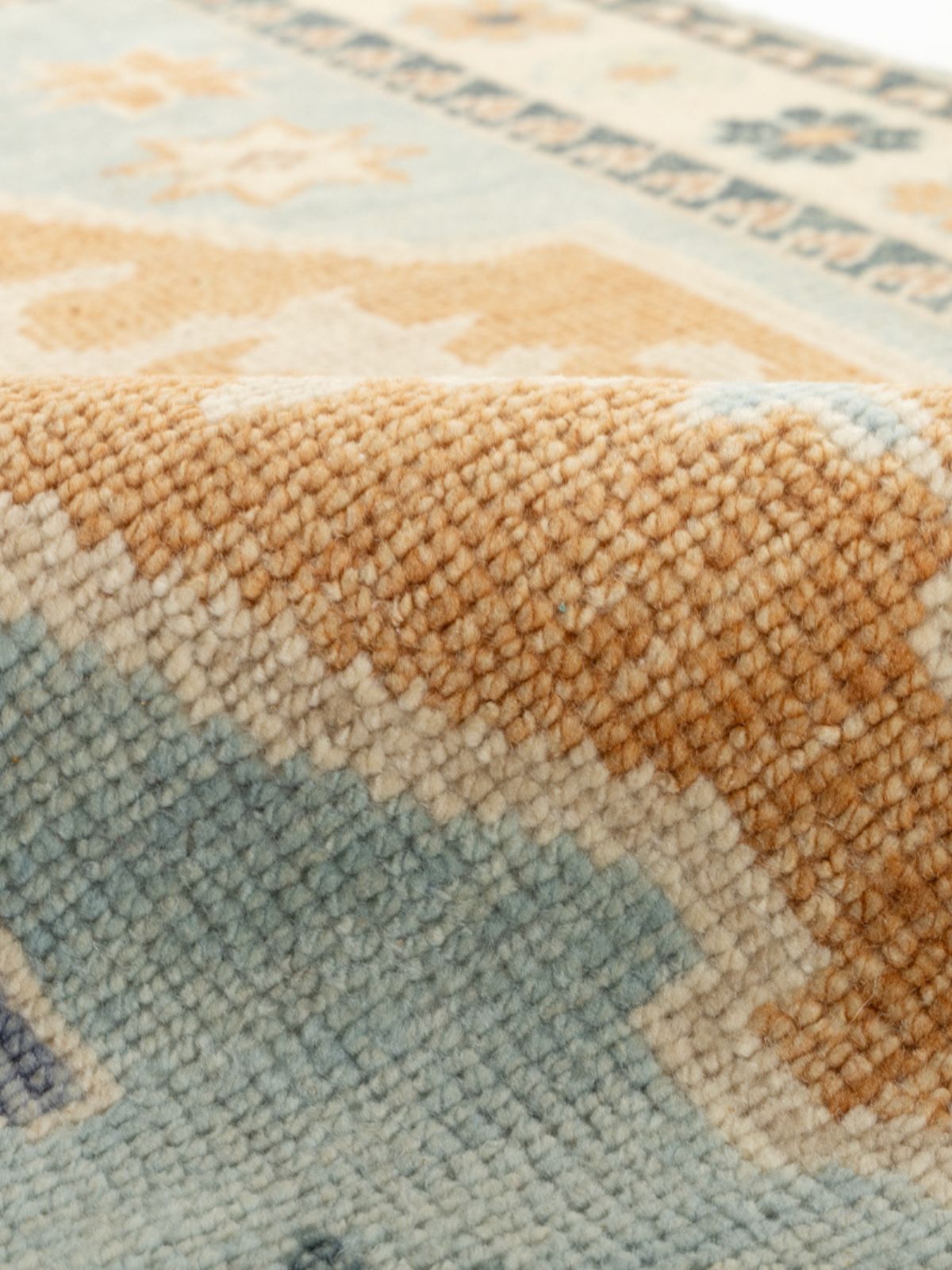 Anatolian Essence Turkish Oushak Rug detail of the traditional motif in wool