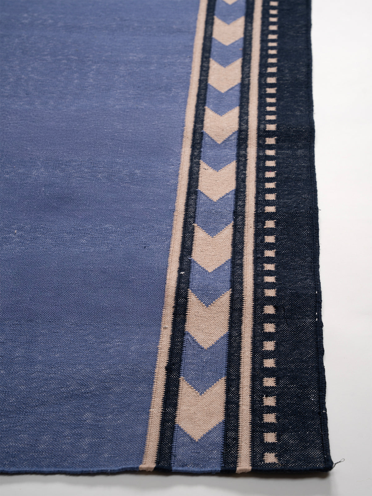 Bay Moor Runner - cotton runner laid in a hallway view