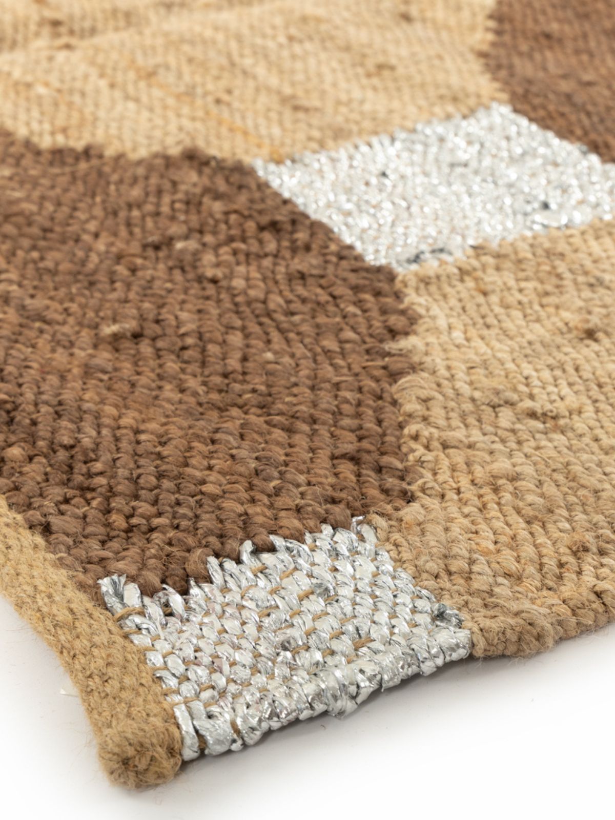 Geoweave Jute Rug-Monochrome close-up showing the jute weave and geometric motif