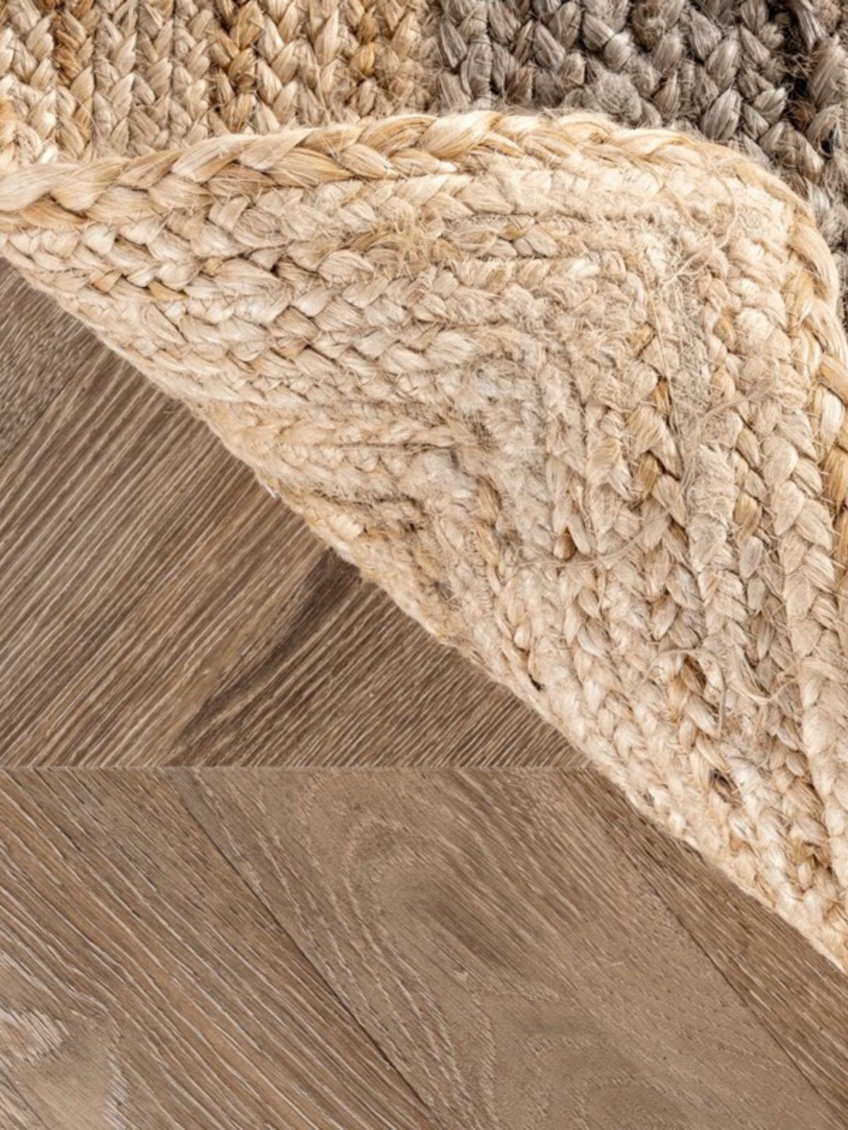 Juba Jute Bordered Runner-Brown detail showing edge binding and jute finishing of the runner