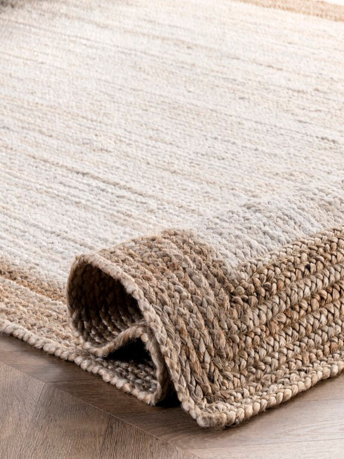 Juba Jute Bordered Runner-Ivory close-up showing the jute weave and stripes surface