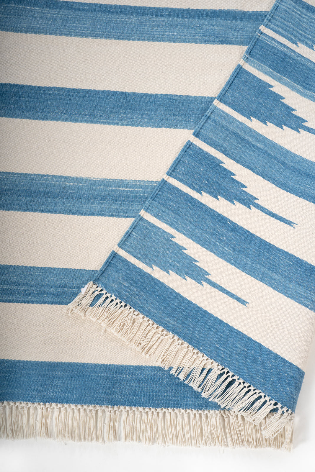 Kanchipuram Grace Flatweave Rug detail of the traditional motif in cotton
