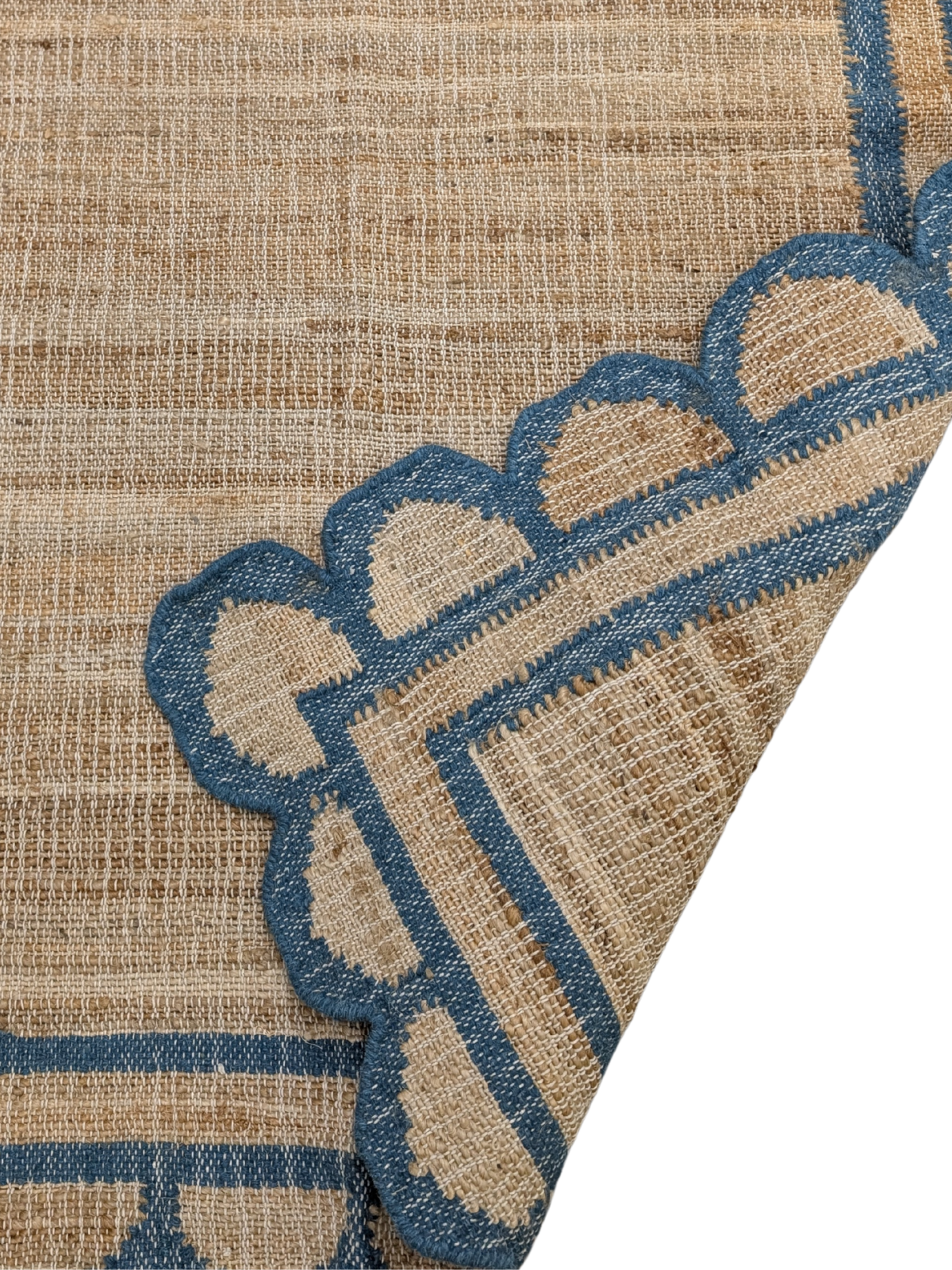 Kigali scalloped hemp rug-Navy detail showing the textured hemp surface and finishing
