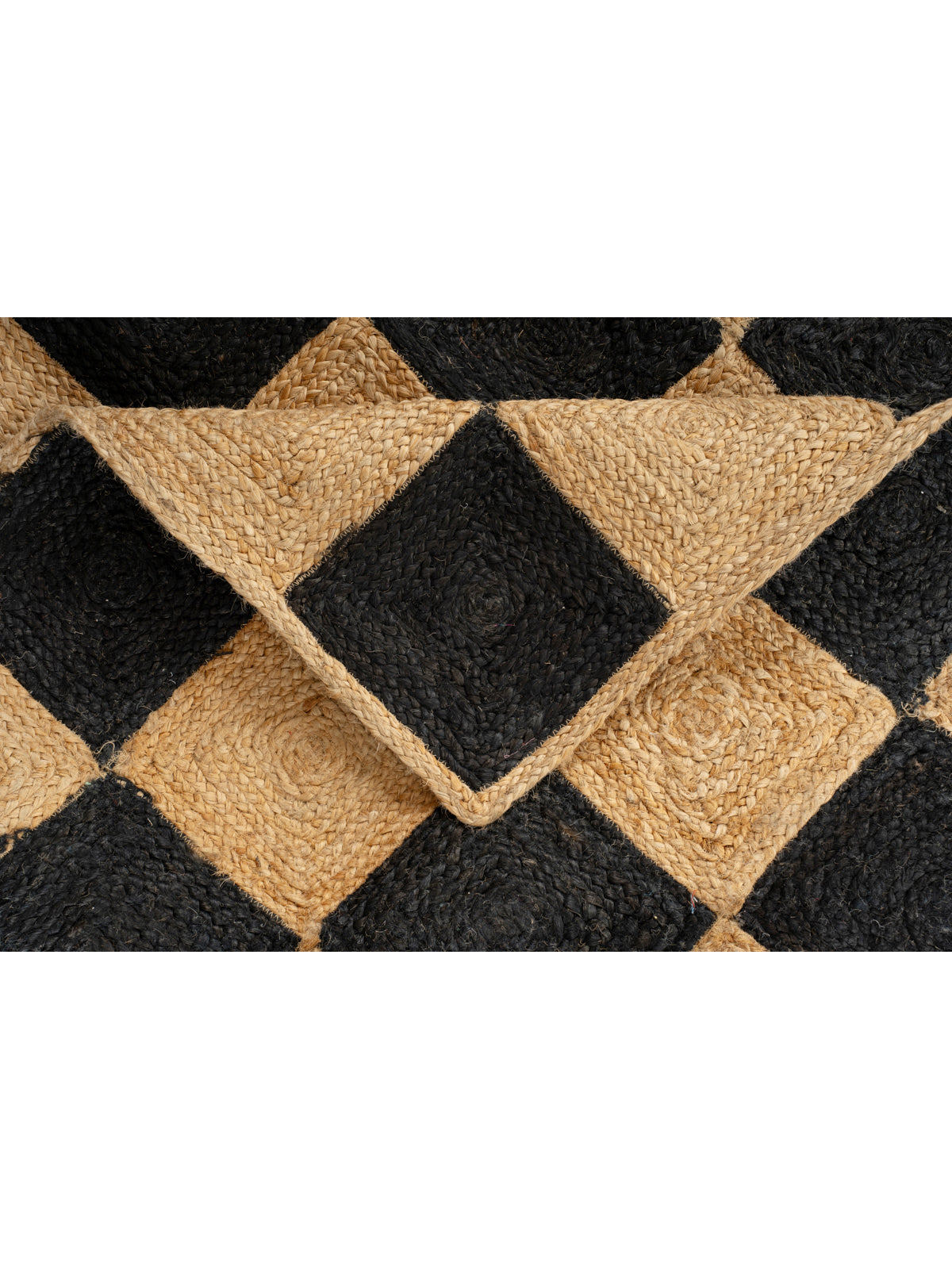 Lincoln checkered jute rug-Black detail of the geometric pattern in jute