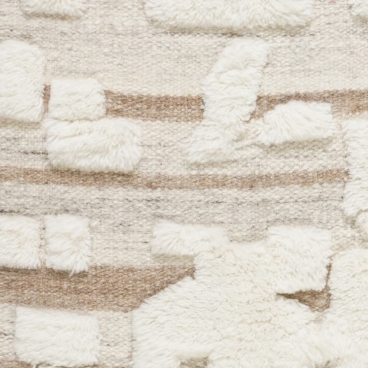 Mehran : Sculpted close-up showing the wool weave and surface texture
