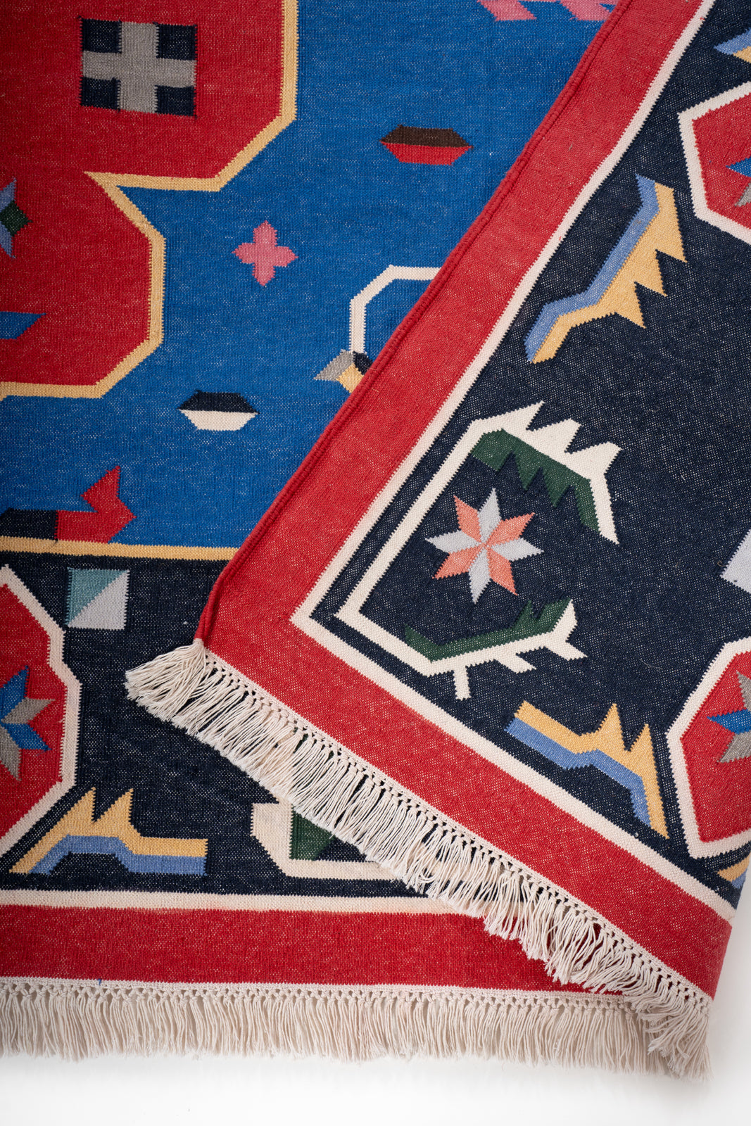 Mysore Majesty Flatweave antique dhurrie detail of the traditional motif in cotton