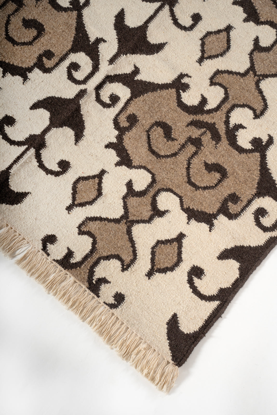 Ornate Harmony Wool Rug close-up showing the wool weave and traditional motif