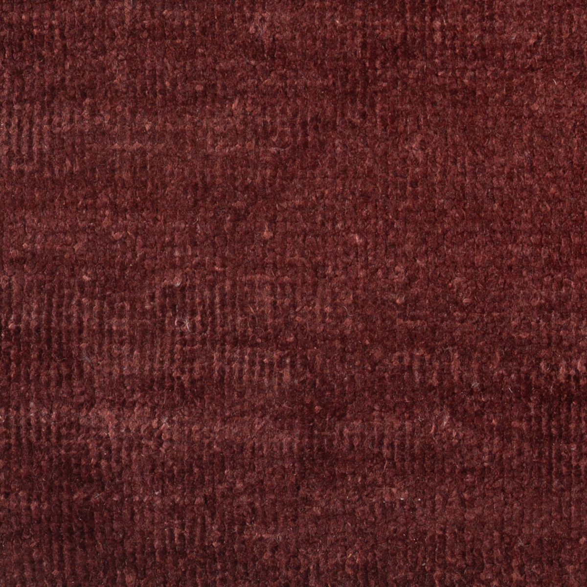 Serica : Burgundy close-up showing the raw silk weave and surface texture
