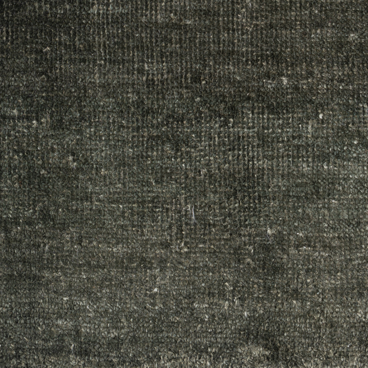 Serica : Olive close-up showing the raw silk weave and surface texture