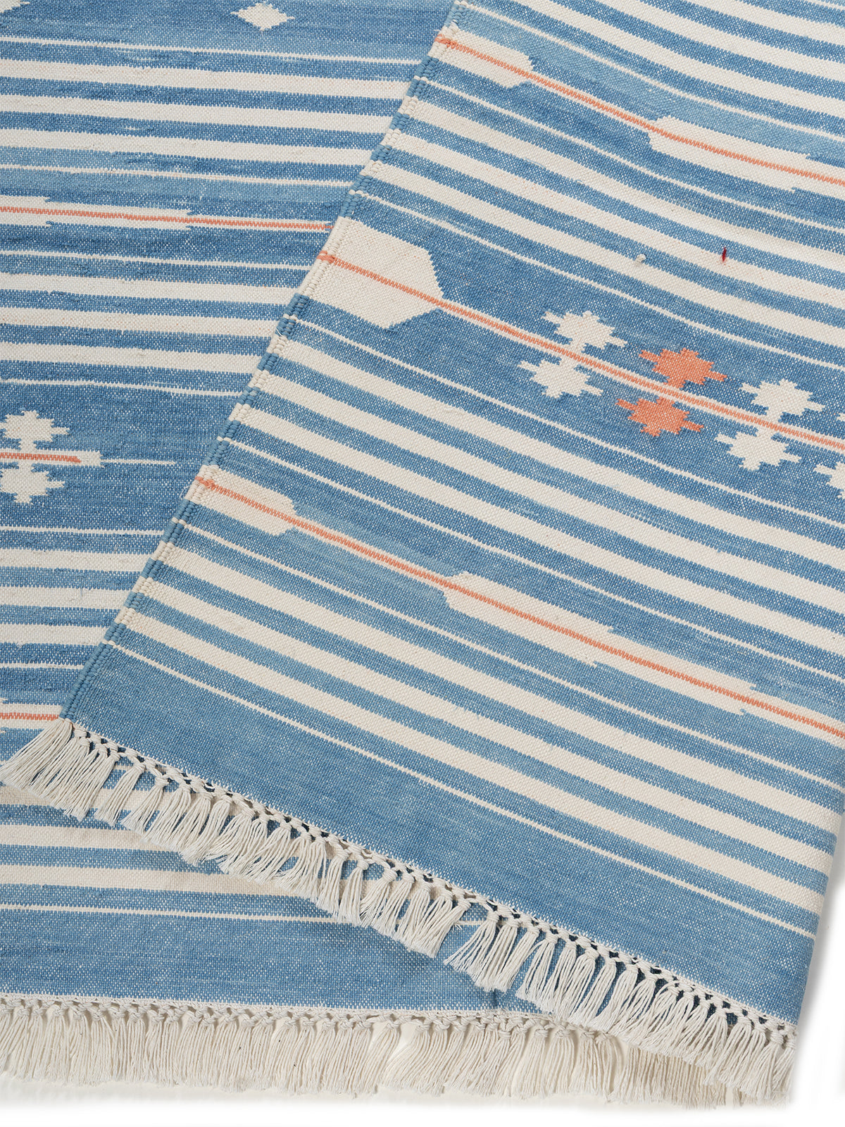 Sky Drift Rug-Light blue detail of the striped cotton surface and edge finishing