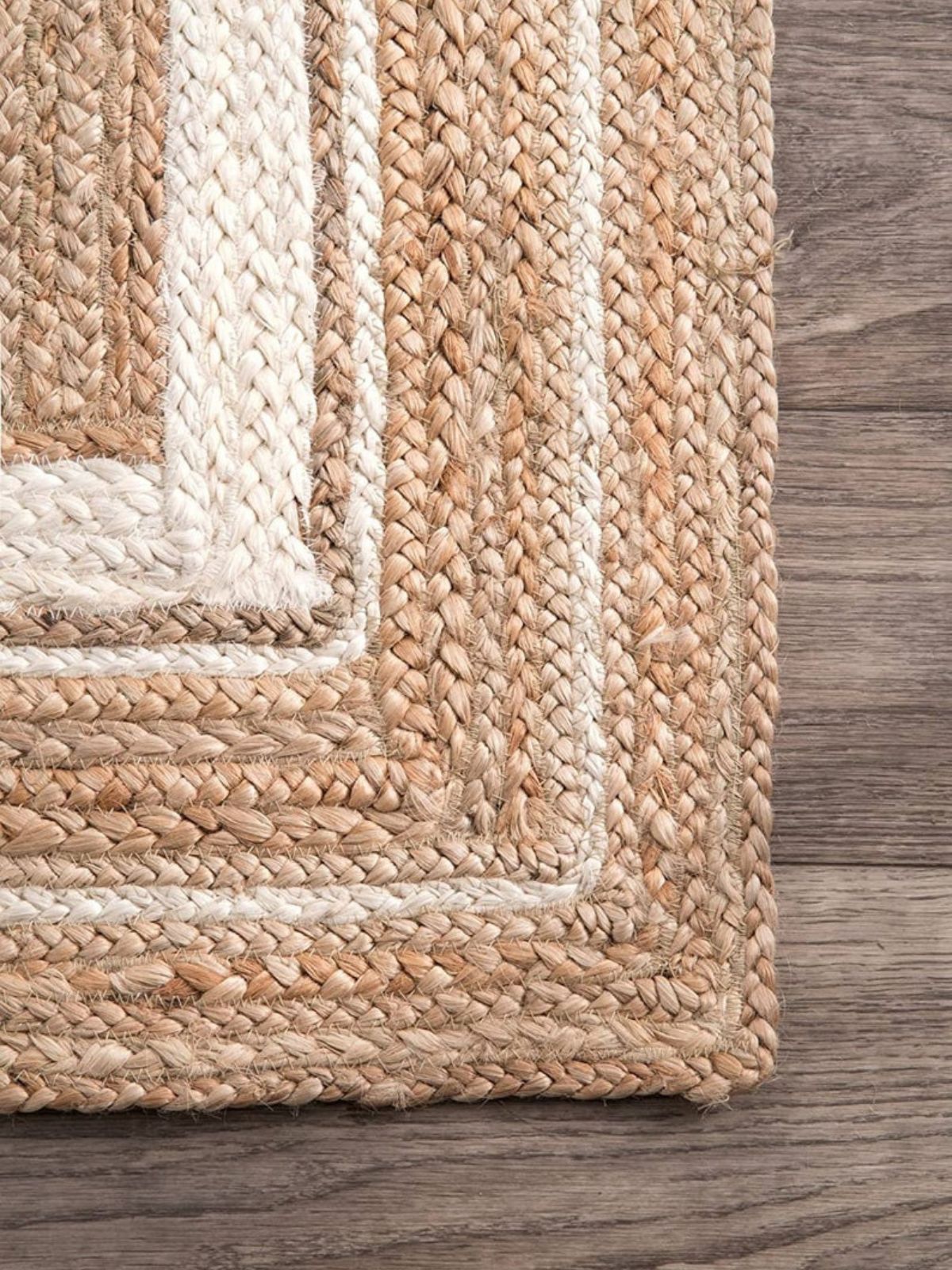 Suez Bordered Jute Braided Runner close-up showing the jute weave and stripes surface