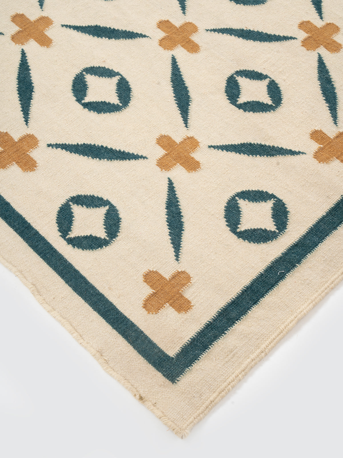 Terrana Wool Rug-Beige close-up showing the wool weave and surface texture