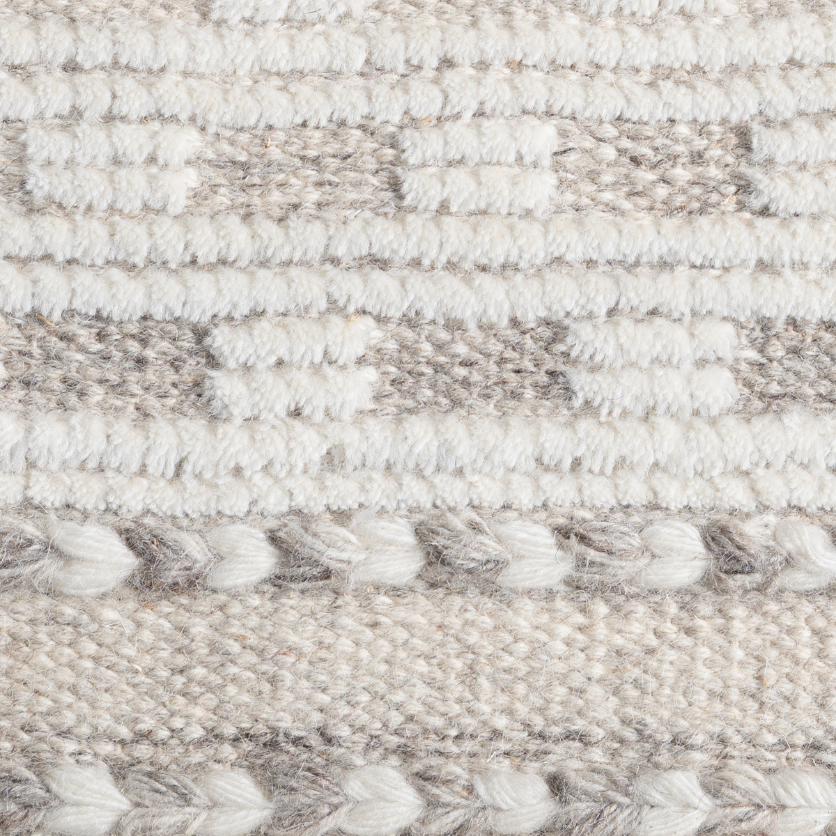 Tethered Landscapes : Mist Plateau close-up showing the wool weave and geometric motif