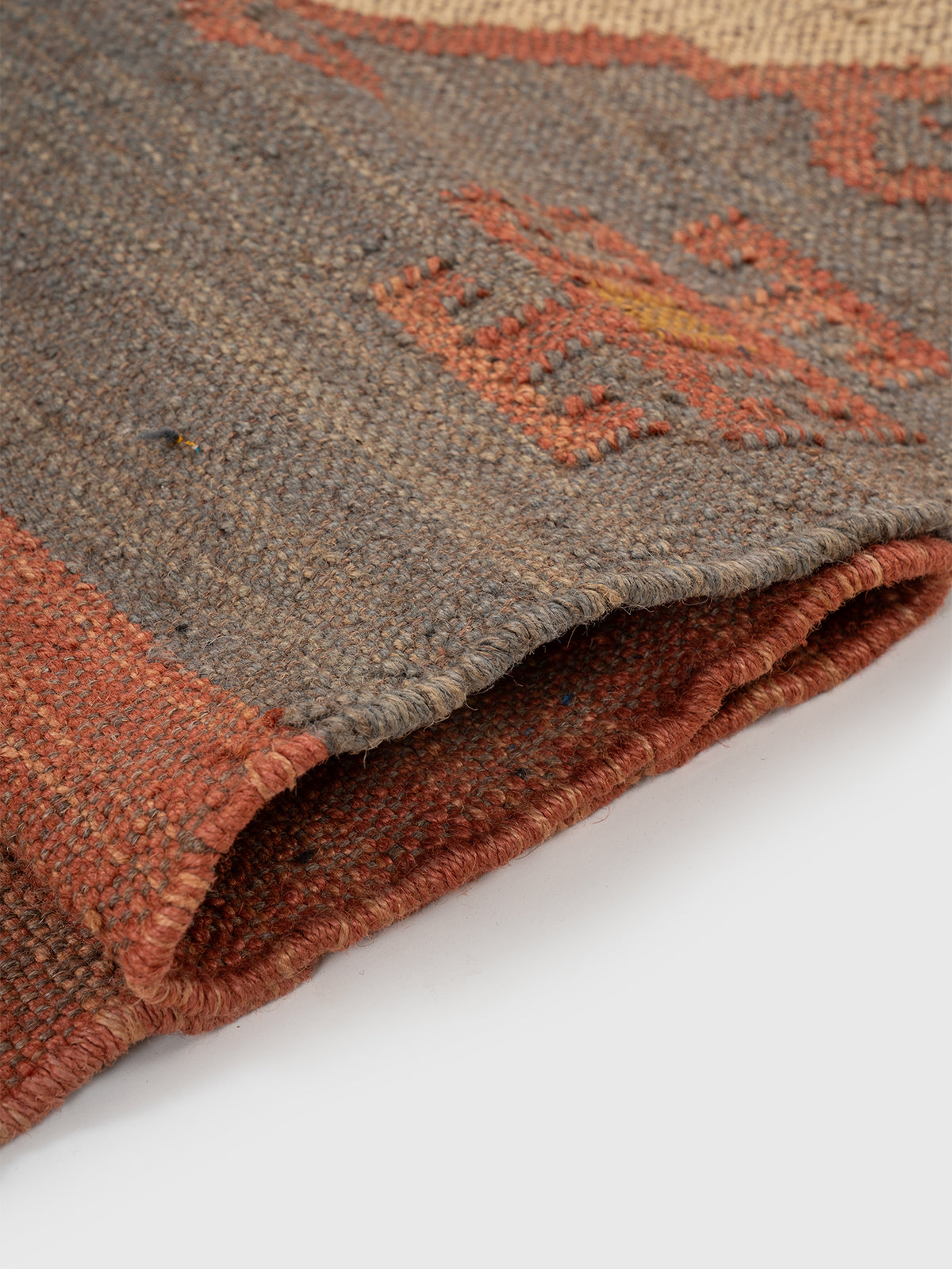 The Patterned Shield Runner - wool runner laid in a hallway view