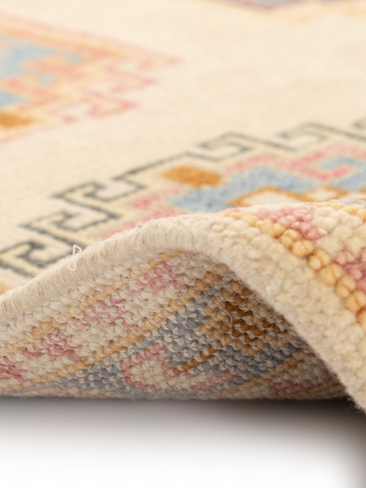 Turkish Aura Oushak Rug close-up showing the wool weave and traditional motif