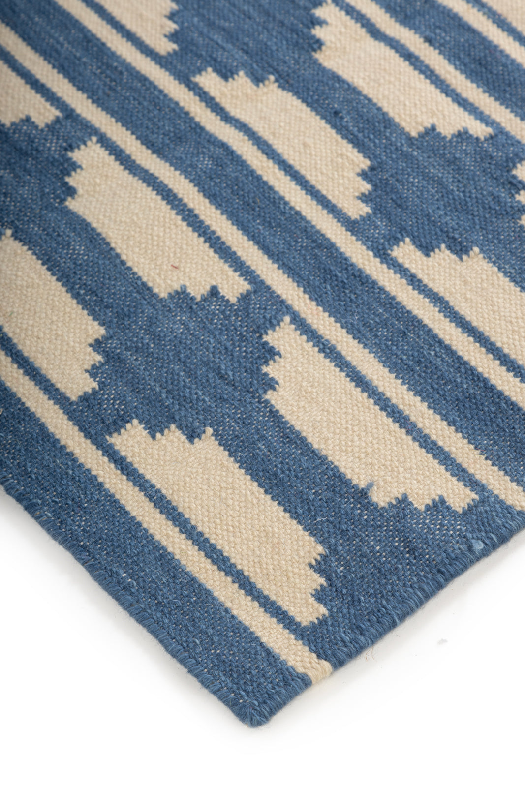 Velden Calm Rug close-up showing the wool weave and surface texture