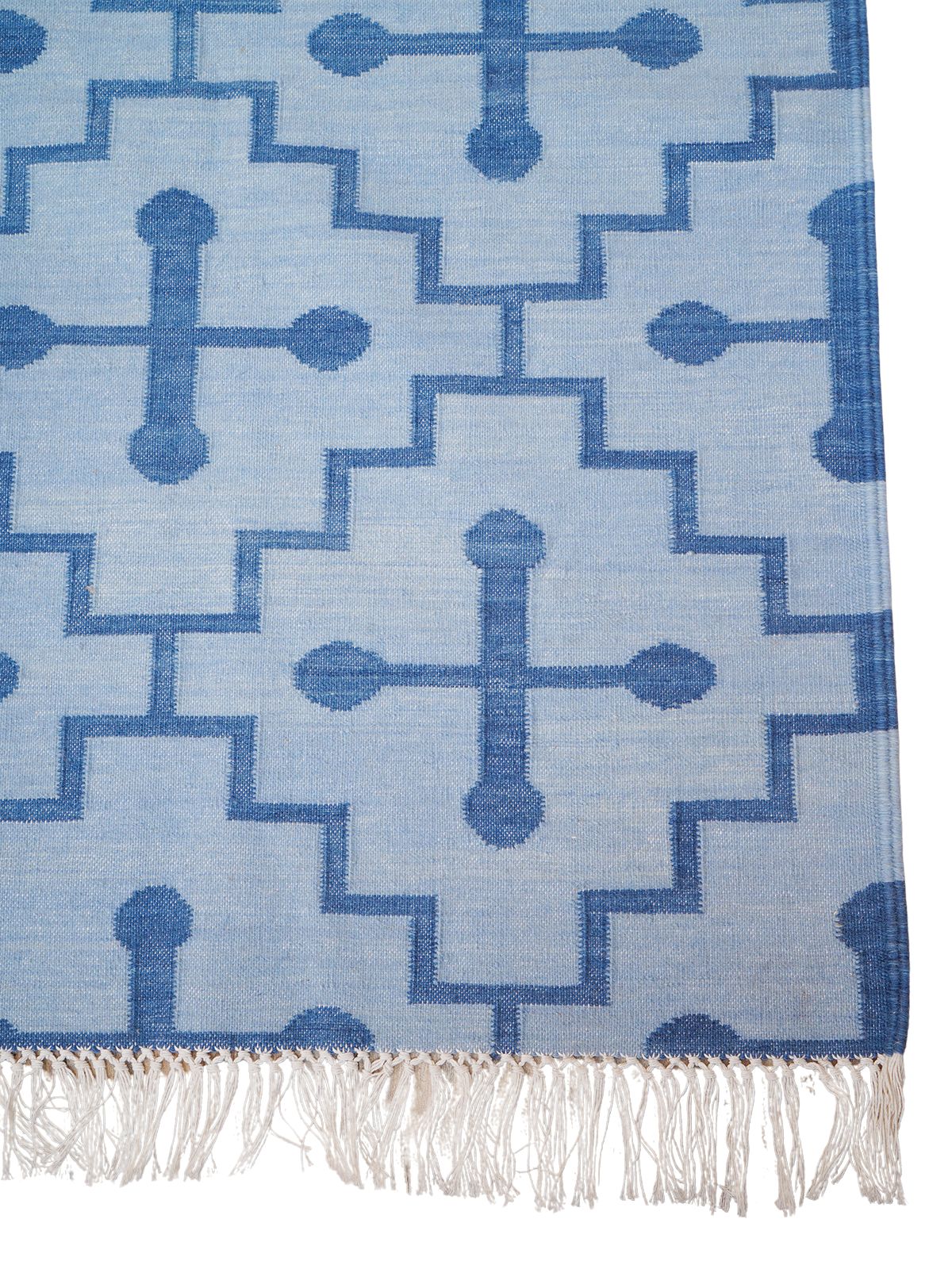 Yale interlock flatweave rug close-up showing the cotton weave and geometric motif