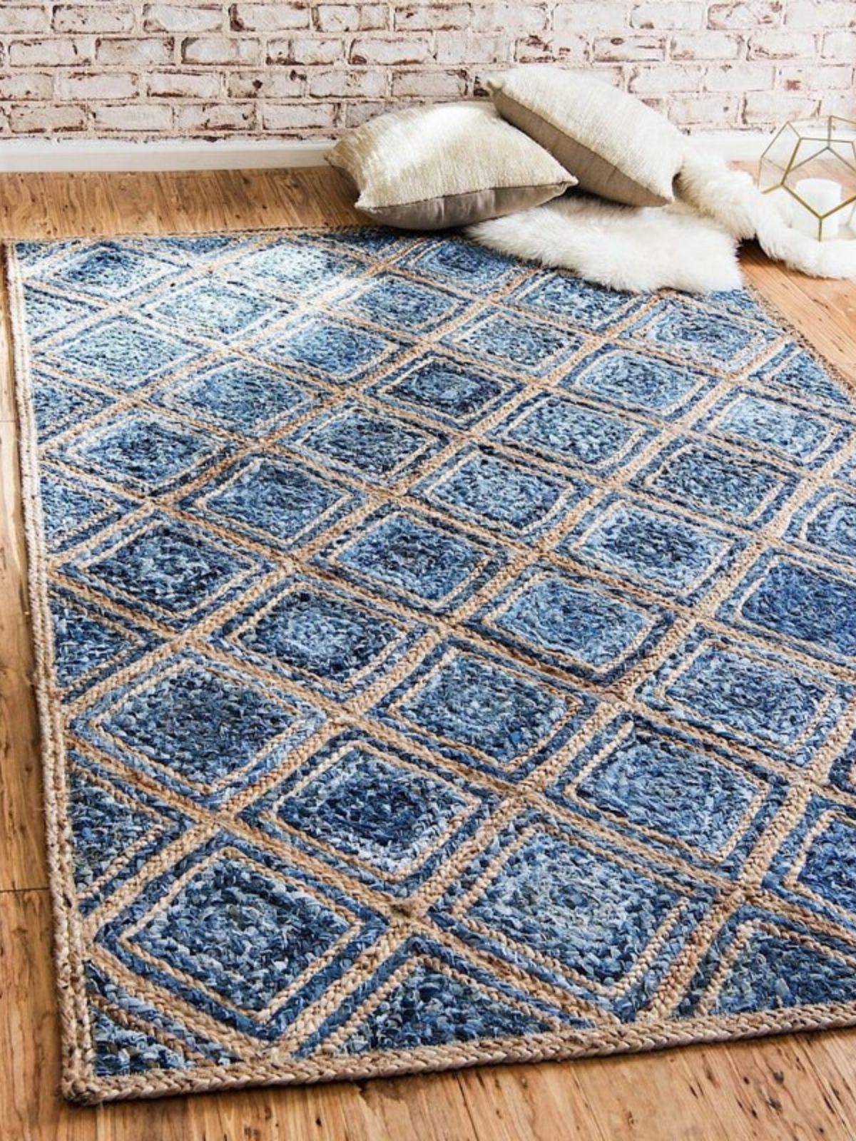 Geita upcycled braided rug