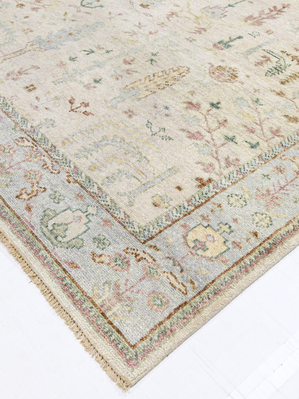 Persian Garden Wool Rug - Ivory & Rose