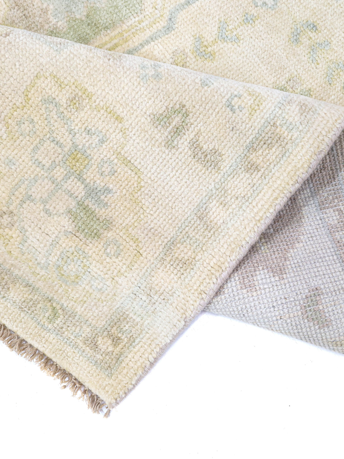 Caspian Crest-Vintage Beige