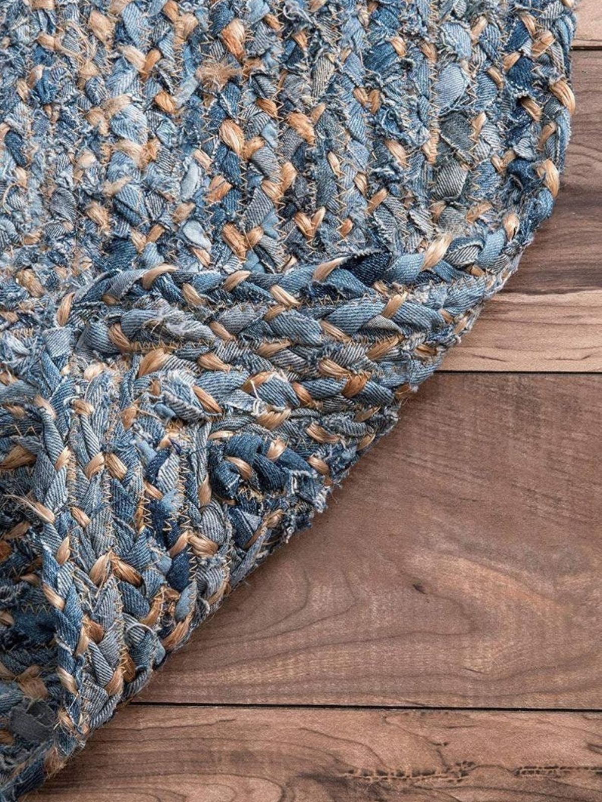 Minna braided area rug