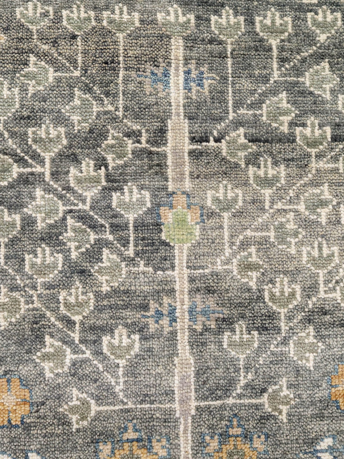 The Cypress Avenue – Charcoal & Slate