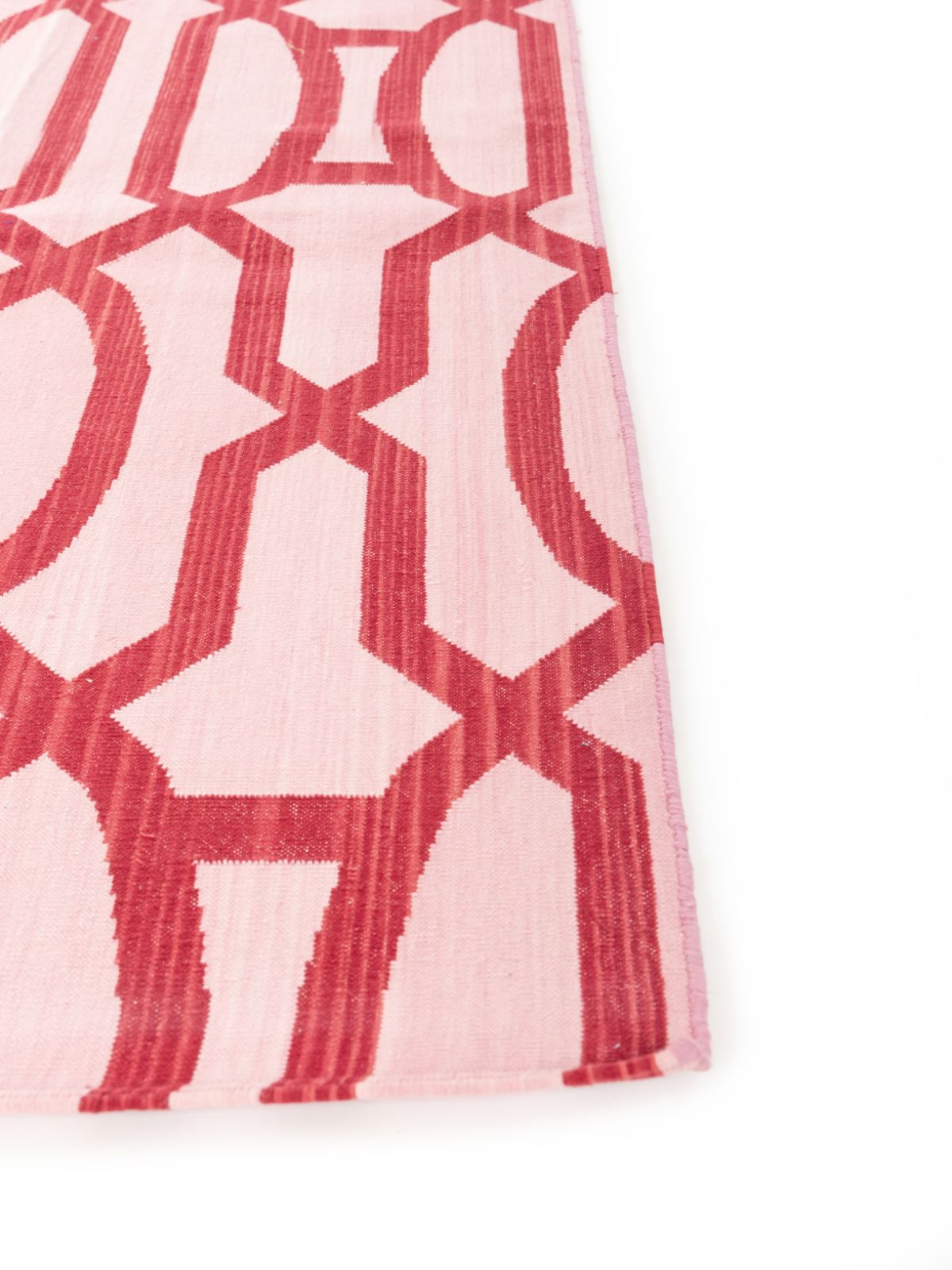 Rosy Maze Crimson Rug