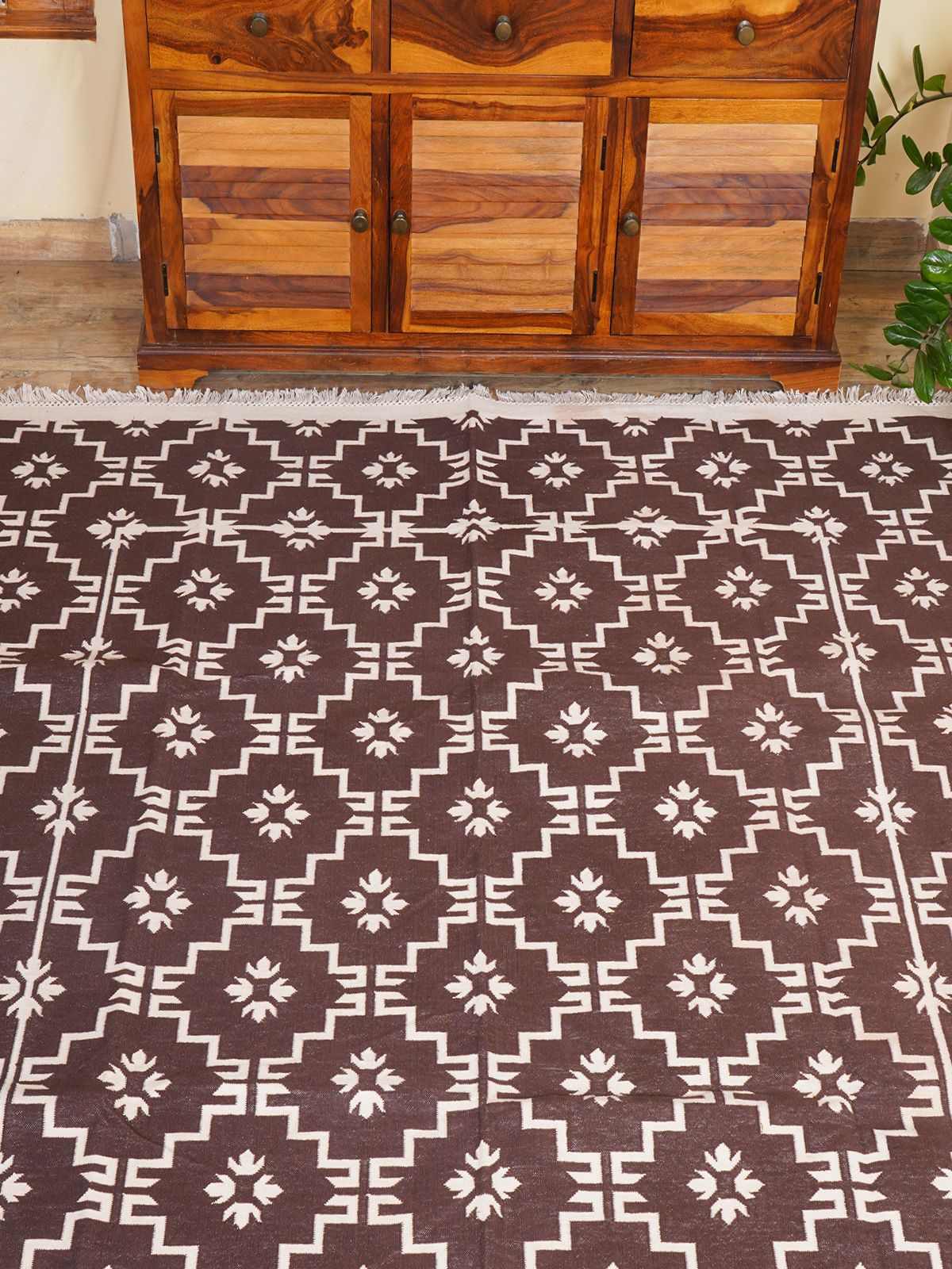 Regal Mocha Flatweave Rug