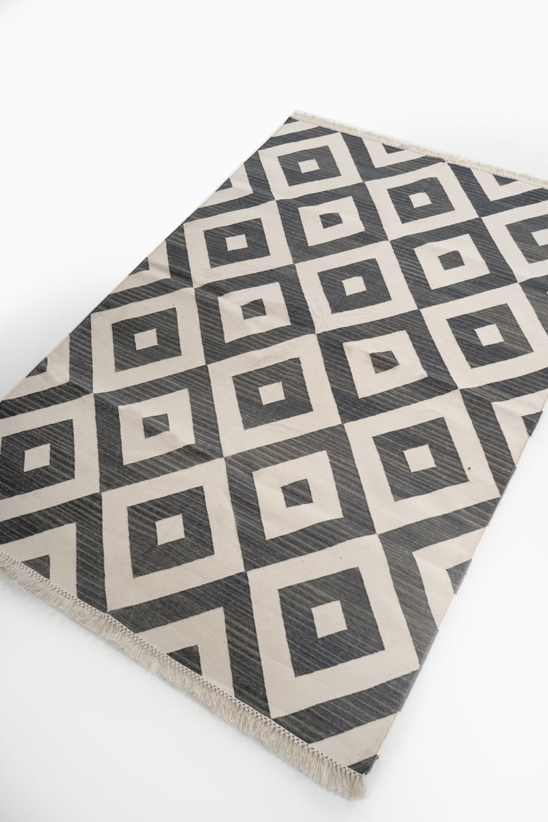 Geometric Diamonds Flatweave Cotton Rug