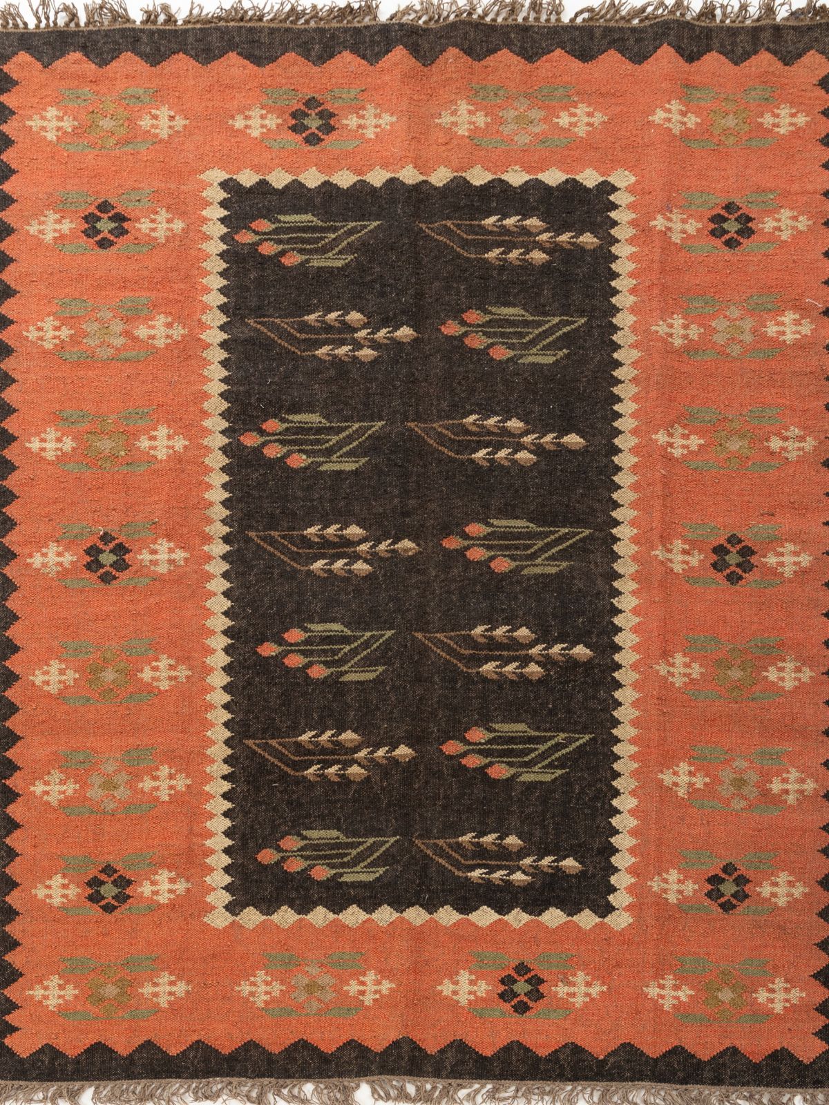 Midnight garden flatweave Rug