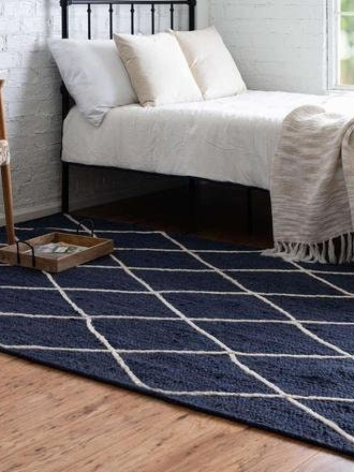 Matadi braided area rug-Navy_4
