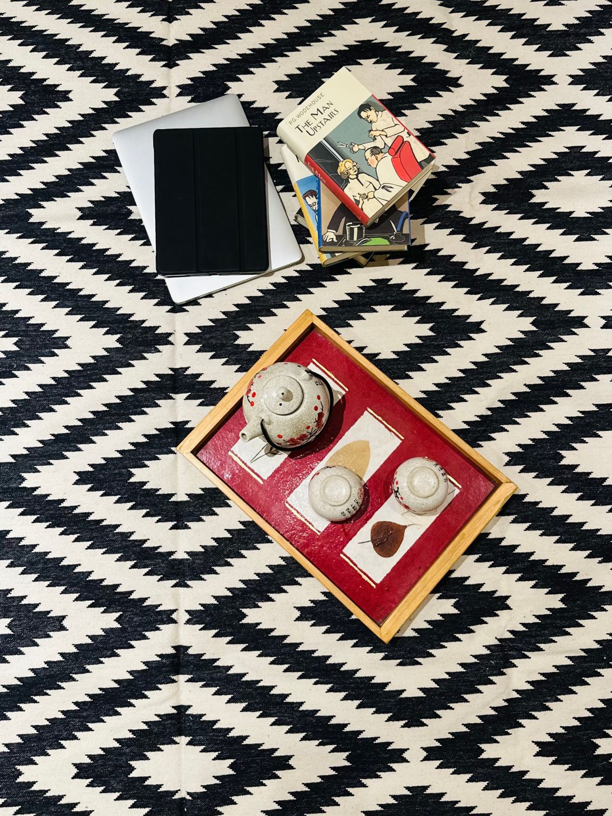 Monochrome Majesty Flatweave Rug_1