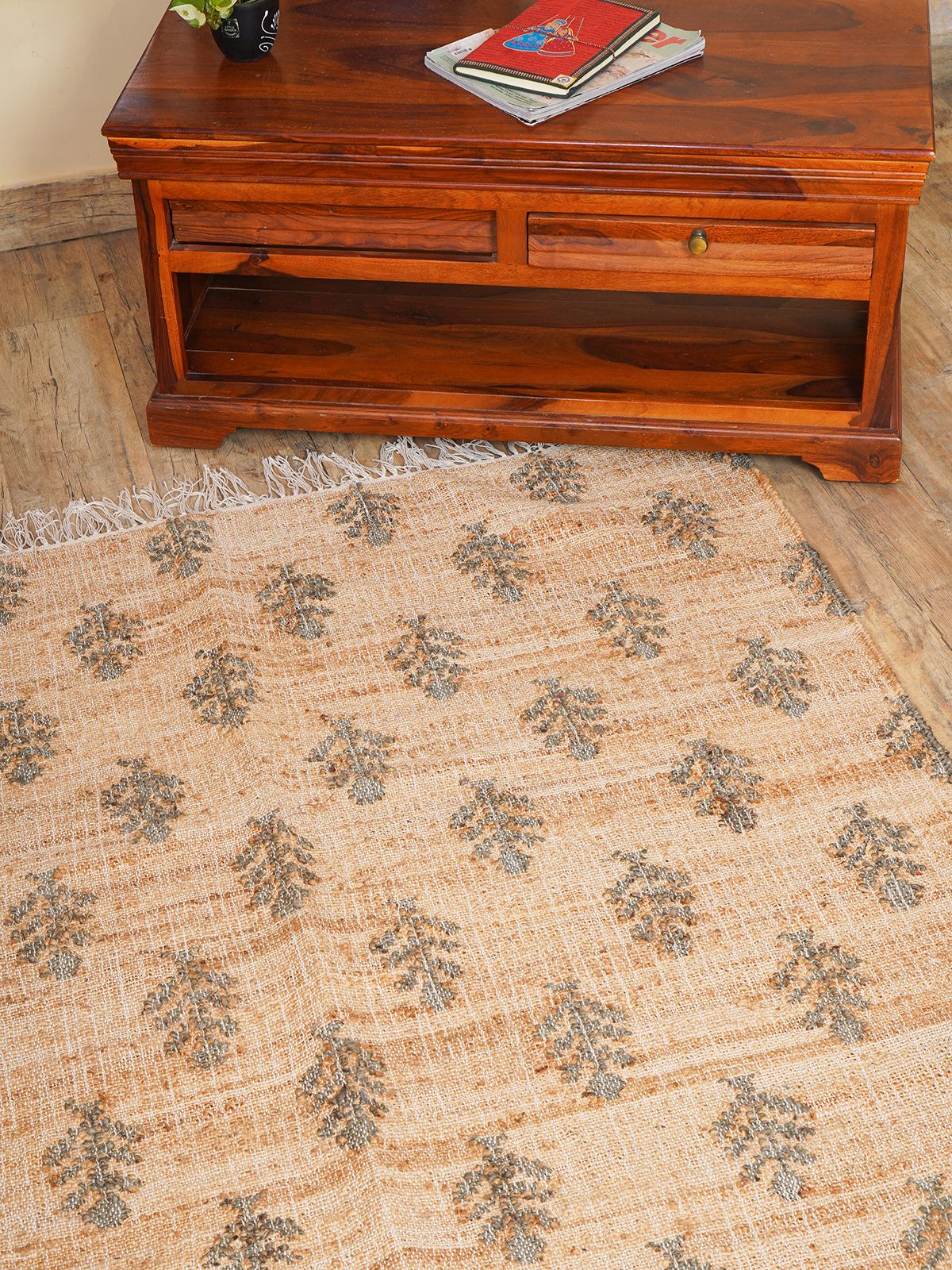 Midnight Foliage Jute Rug