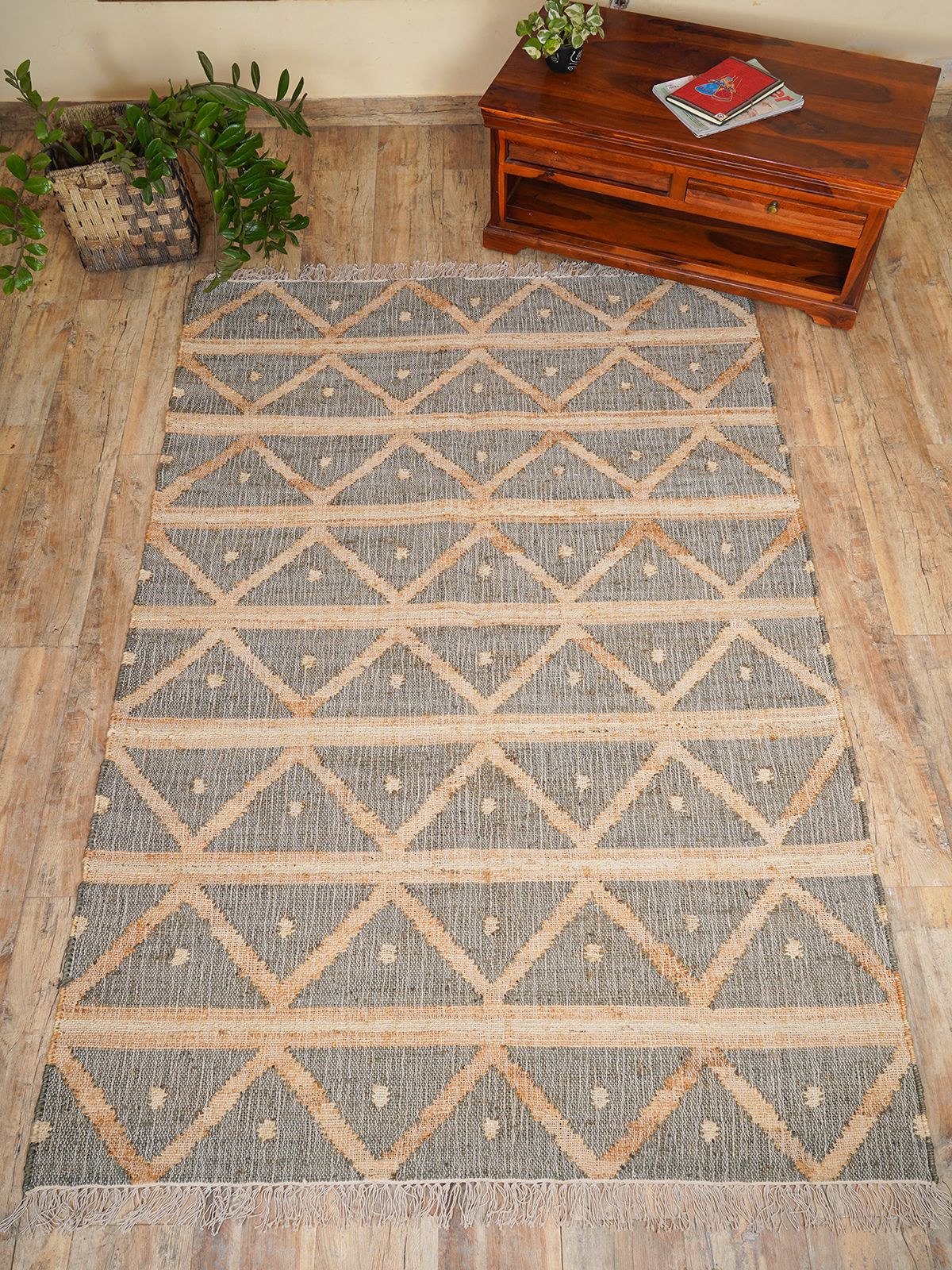 Modern Handcrafted Geometric Rug