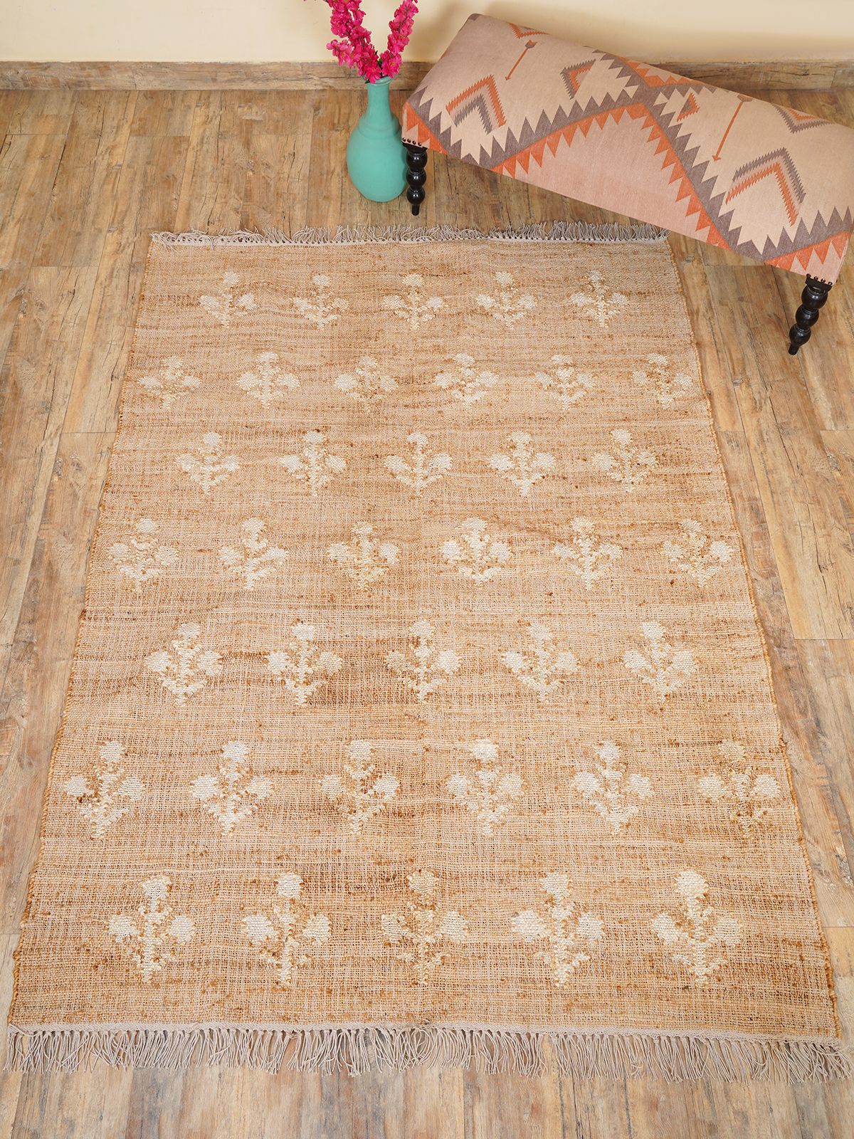 Ivory Blossom Jute Rug