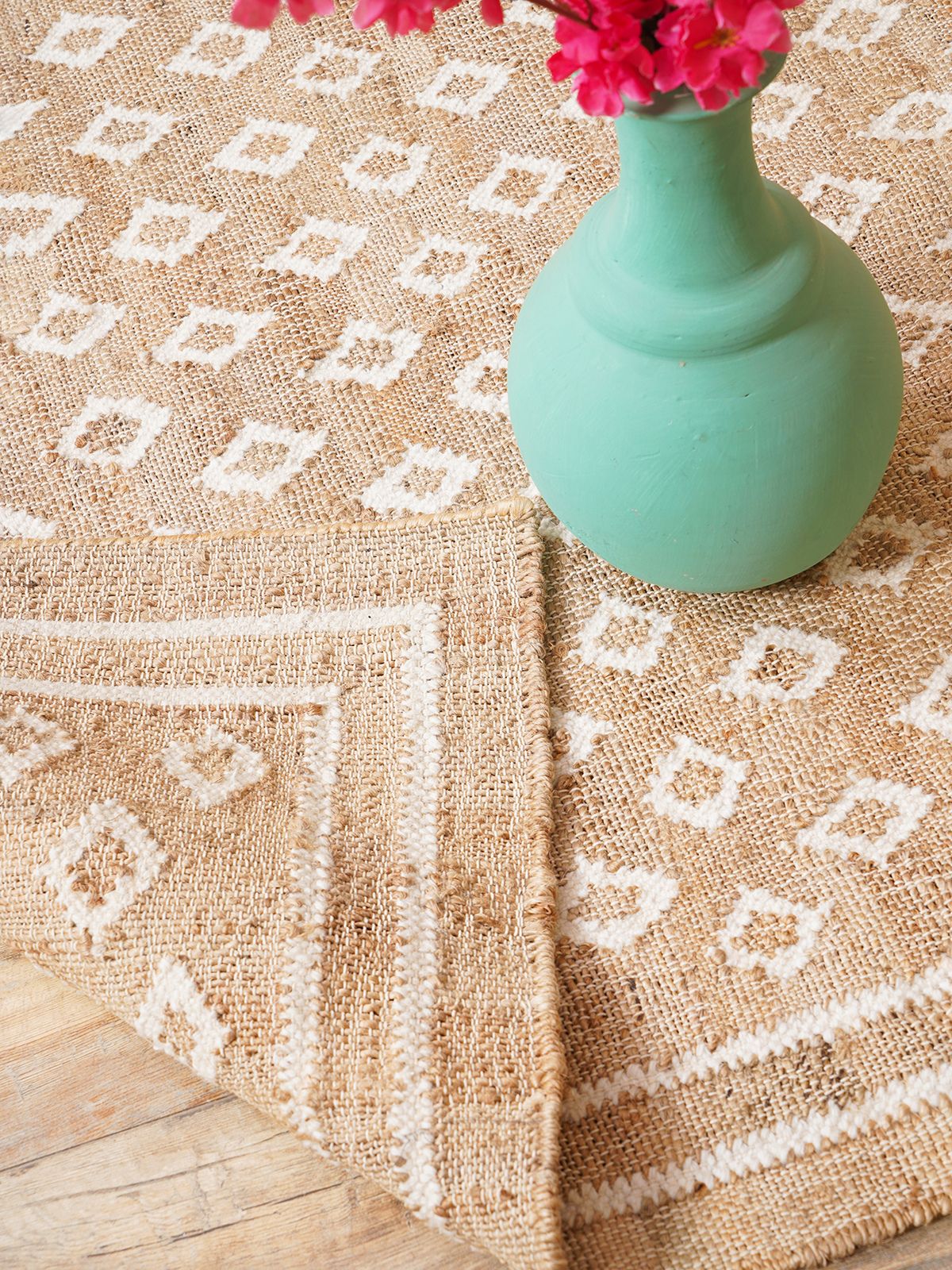 Ivory Diamond Sparkle Jute Rug