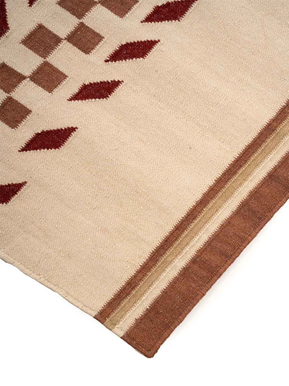 The Woven Path Runner
