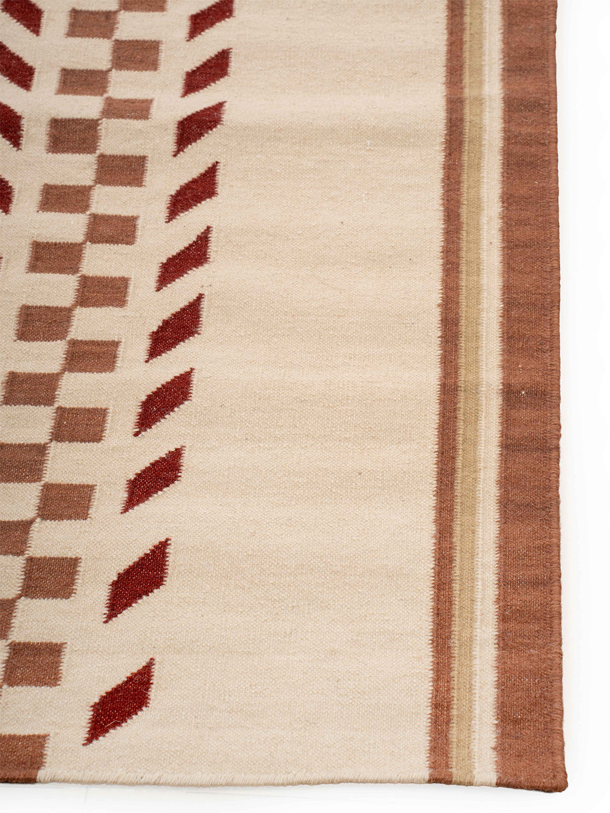 The Woven Path Runner
