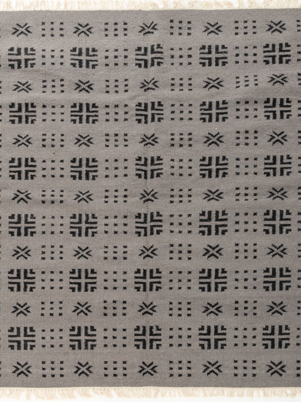 Arrow Dot Weave Rug