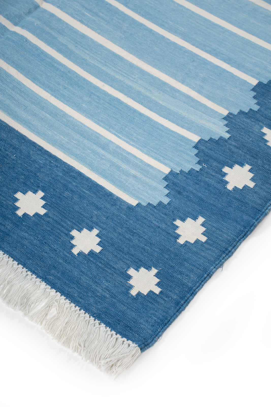 Azure Echoes Flatweave Rug close-up showing the cotton weave and geometric motif