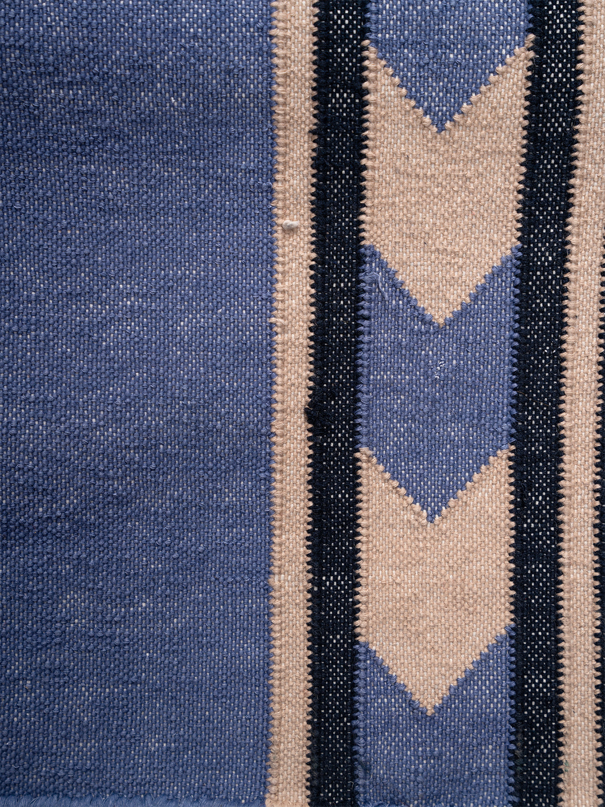 Bay Moor Runner - cotton runner laid in a hallway view