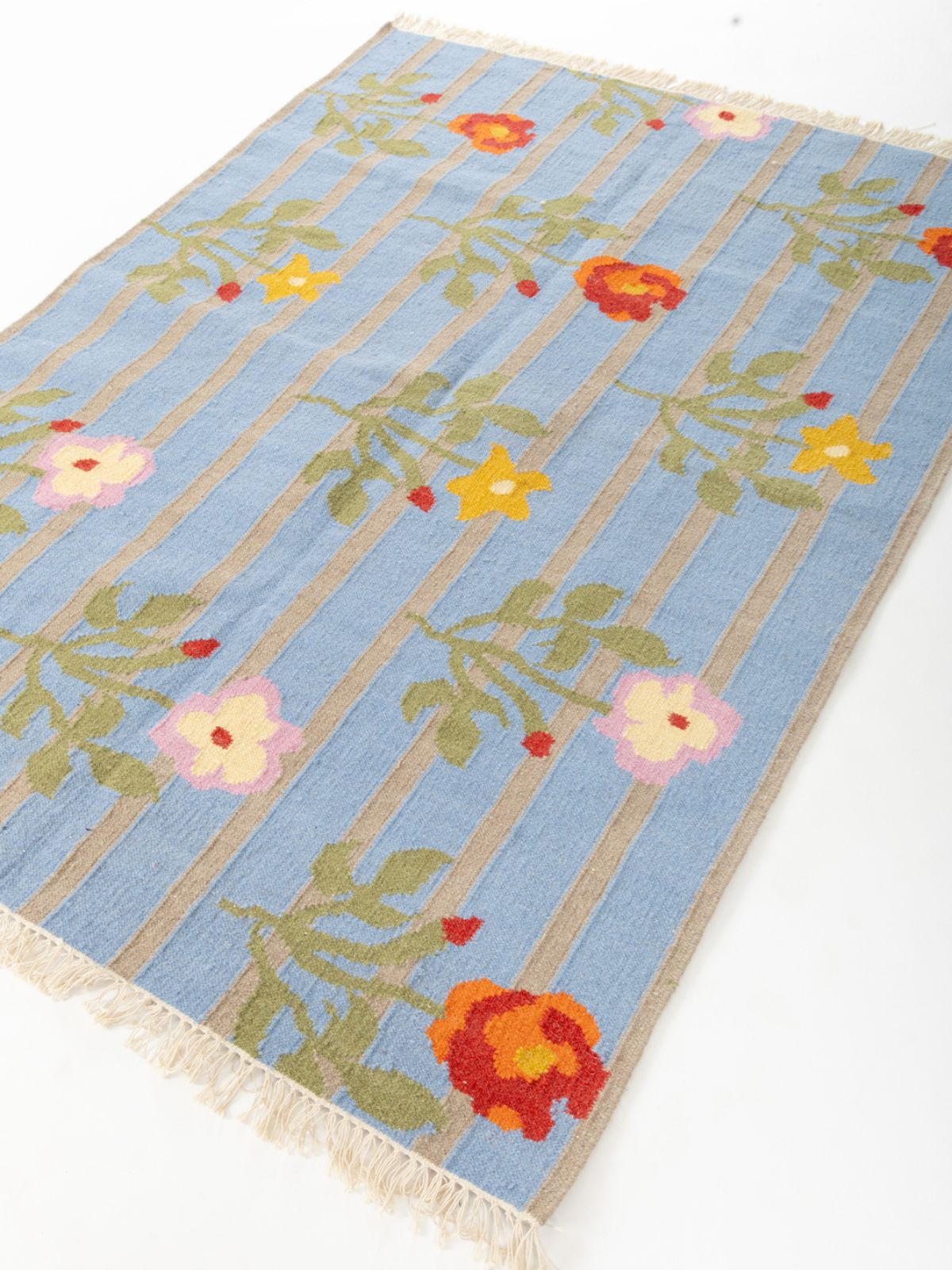 Bluebell Vine Flatweave Rug - texture detail showing cotton surface