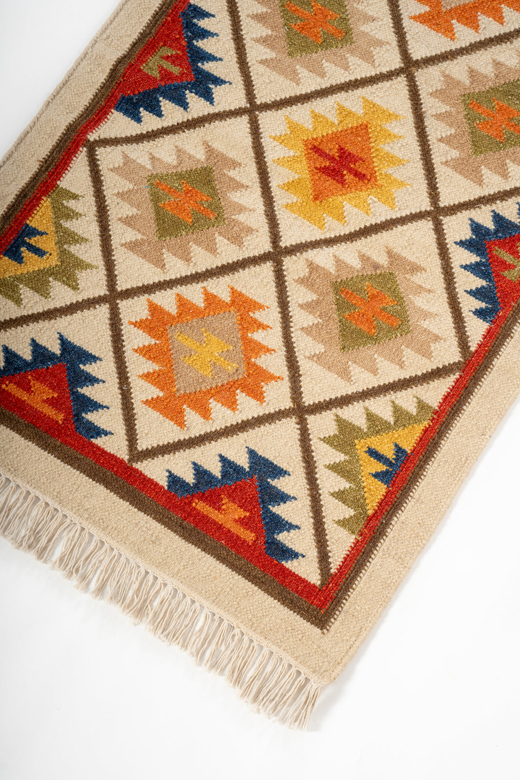 Bundi Cascade Wool Runner close-up showing the wool weave and stripes surface