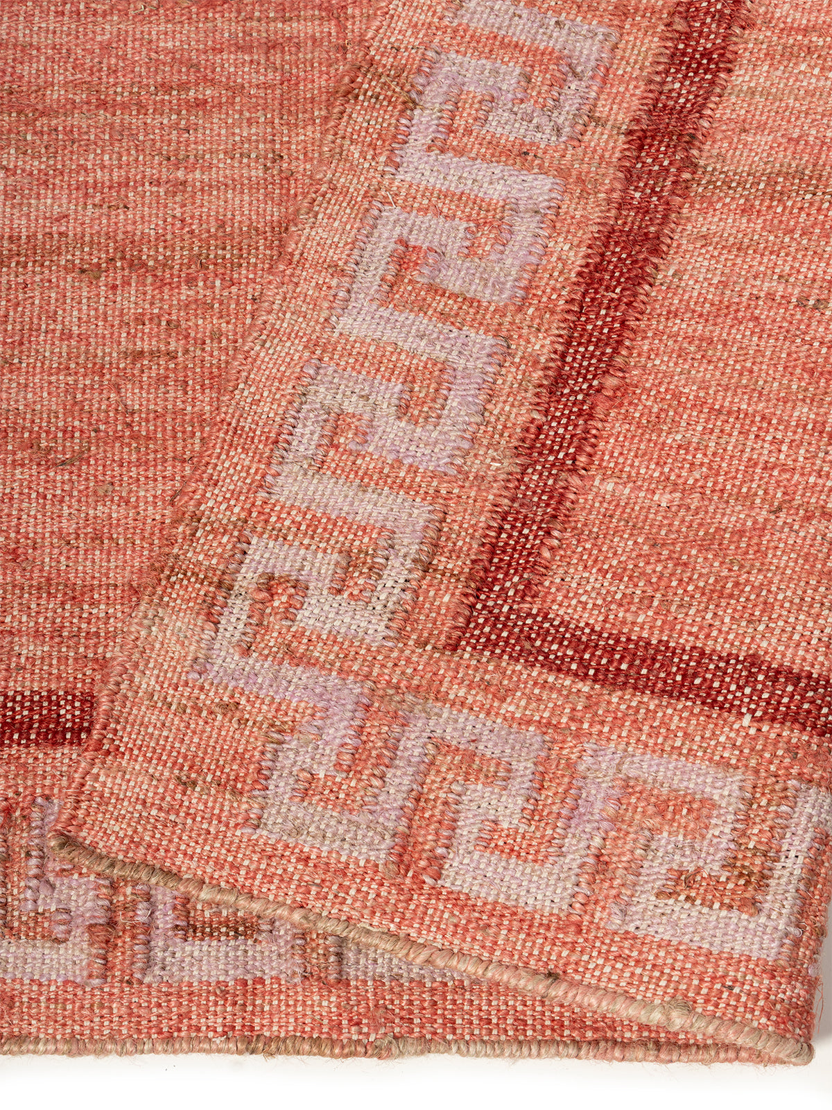 Coral Maze Jute Rug detail of the geometric pattern in jute